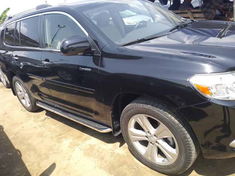 Thumbnail 3 of 2010 Toyota Highlander limited